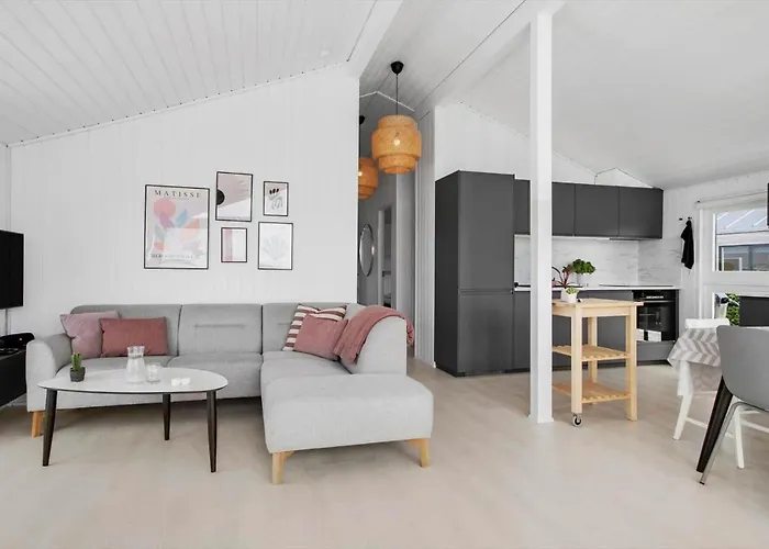 40330-juelsminde-frede-juels-vej-330 * Sonderby (Midtjylland)